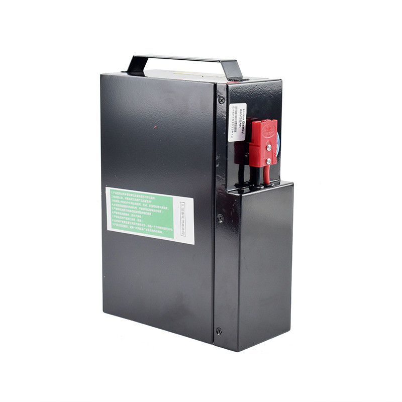 Maximieren Sie Ihre Produktivität mit der Lithium-Lifttruckbatterie, wie auf dem Bild gezeigt